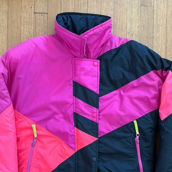 Vintage Europa by Helly Hansen Pink and Black Ski Jacket size 10/M - Picture 2 of 5